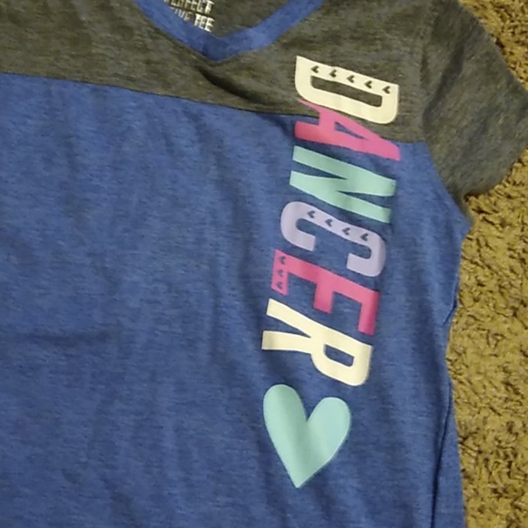 t-shirt - Picture 2 of 4